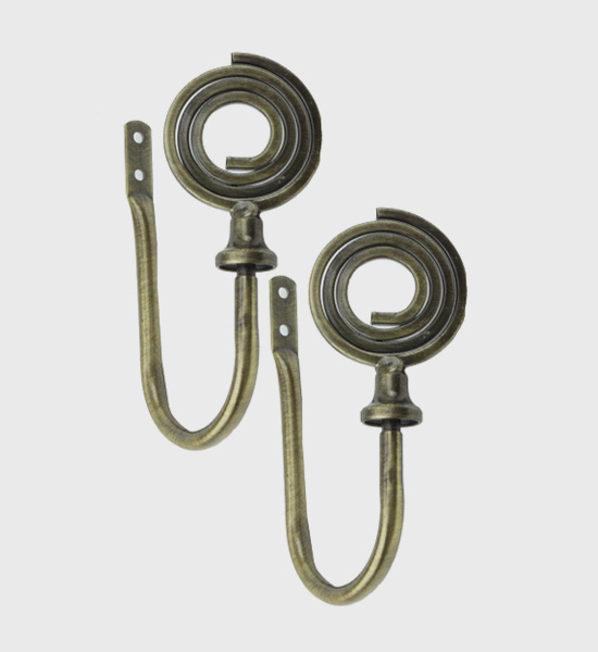 COIL HOLDBACK